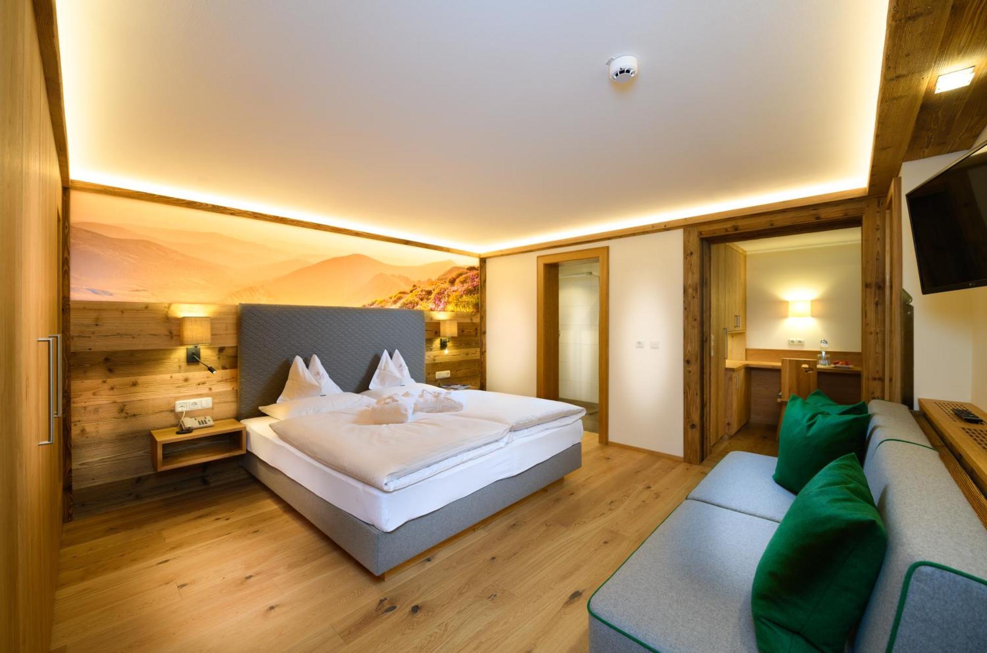 Gut Berg Naturhotel Sankt Johann im Pongau Phòng bức ảnh